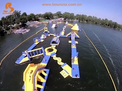 Bouncia 120 Kapasitas Floating Inflatable Water Park Dipasang di Ontario Kanada